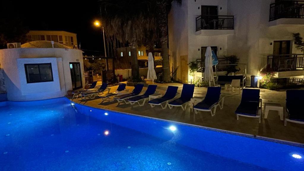 Orion Hotel Bitez Buitenkant foto